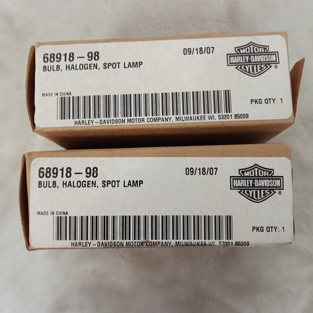 Harley Davidson Halogen Spot Lamp Bulb Pair 68918-98 New Old Stock 2 Pack